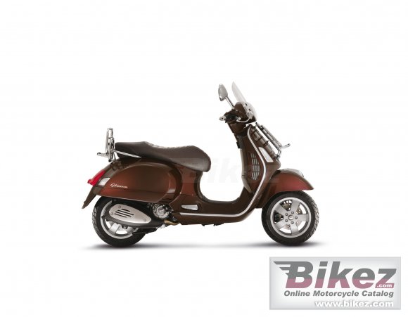 2011 Vespa GTS 300 photo